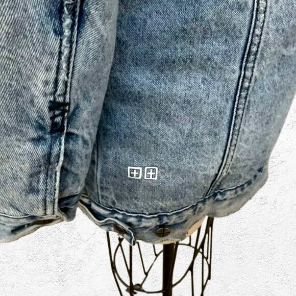 KSUBI Sherpa-Lined Long Denim Jacket – Women’s XS – Light Wash - Picture 3 of 5